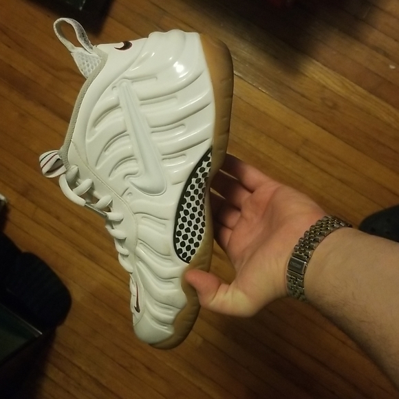 Gucci White Nike Foams - Picture 3 of 5